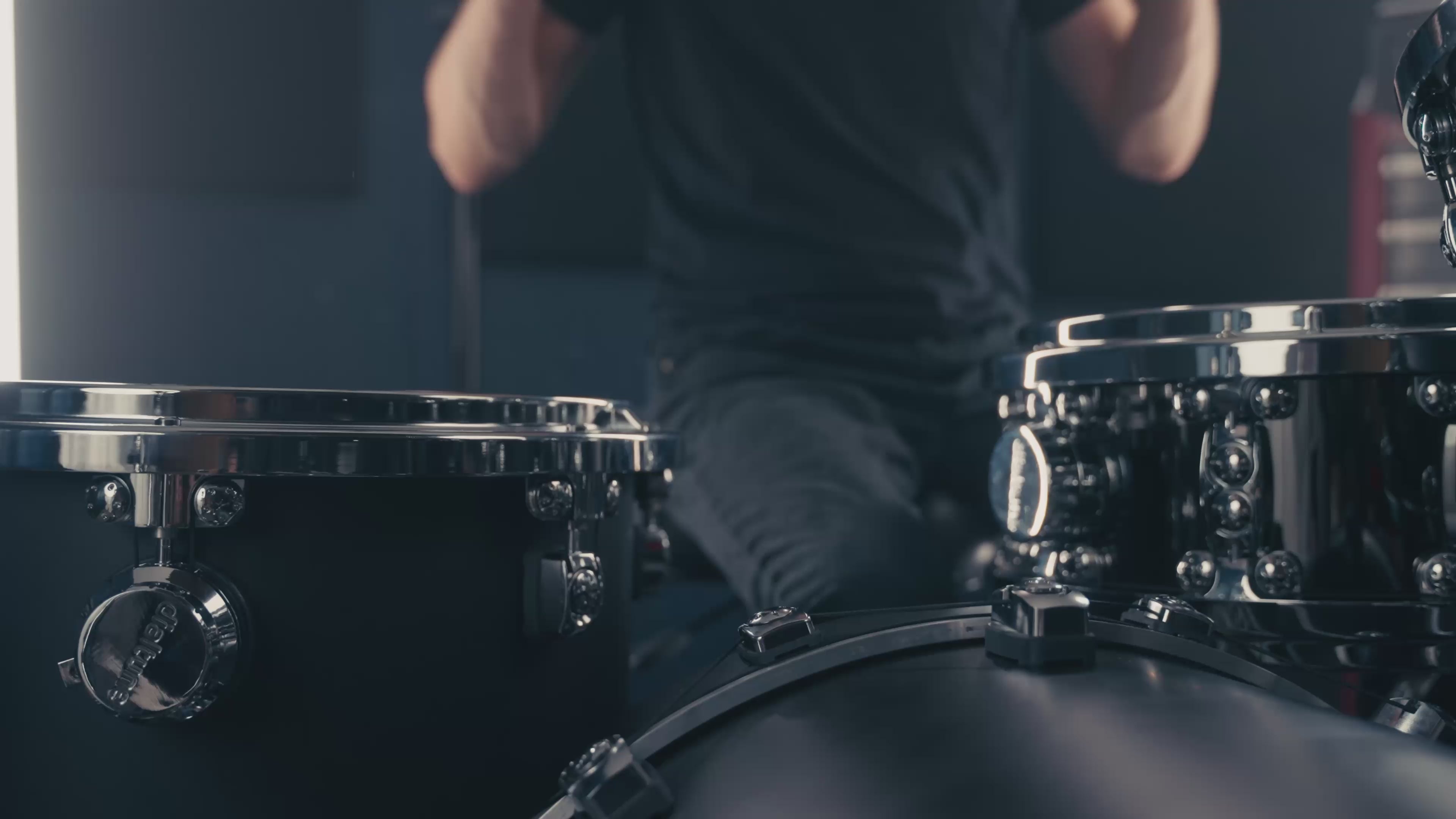 Load video: drummer tuning dialtune rack tom