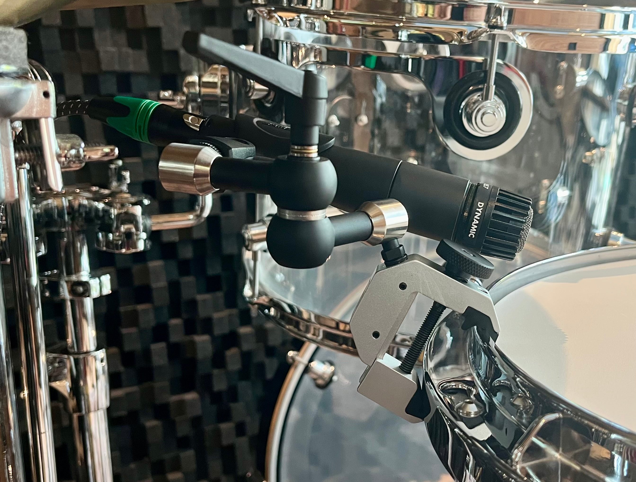 A rim mount for mics that fits Dialtune