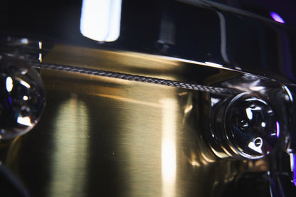Close up photo of Dialtune's braided kevlar cable running through the proprietary pulley system.
